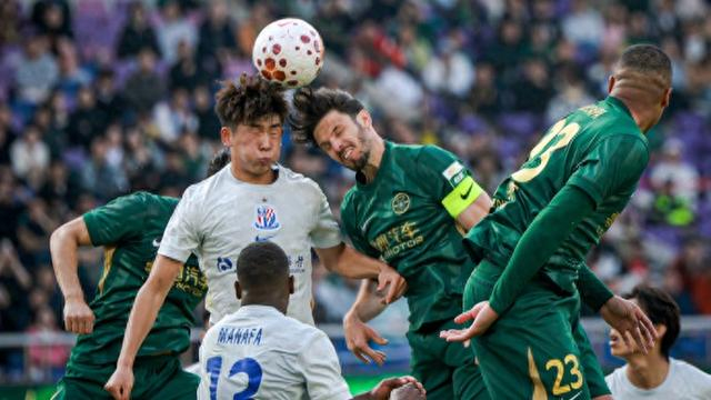 kaiyun-联赛才踢两轮，申花阵容已“面目全非”，斯卢茨基对残阵拼下一分并不满意|上海申花|鲁迪·盖伊|客场|浙江队|上海申花足球俱乐部_新浪体育_新浪新闻